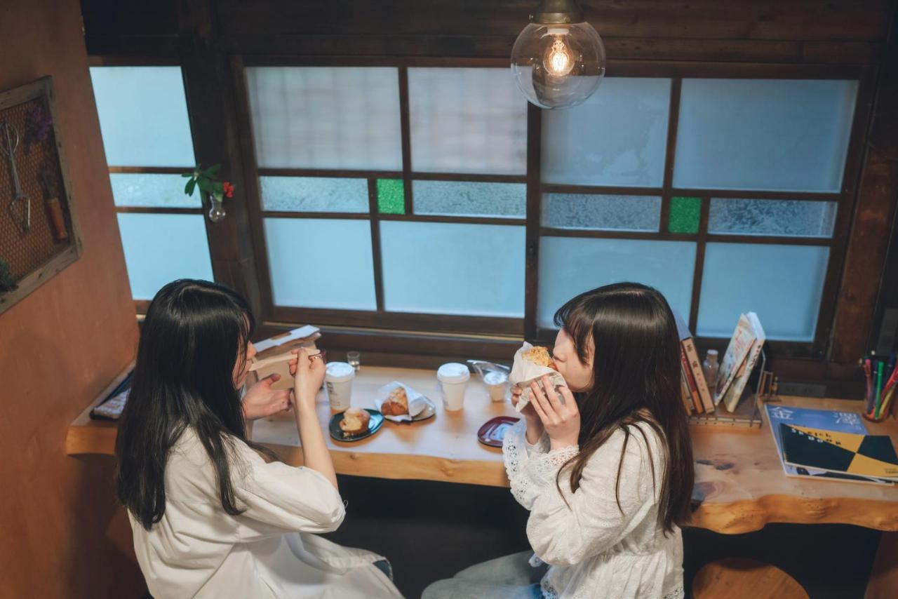 Machiya Guest House Carta คานาซาว่า ภายนอก รูปภาพ