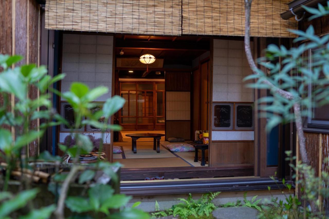 Machiya Guest House Carta คานาซาว่า ภายนอก รูปภาพ