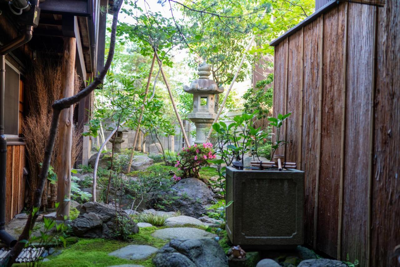 Machiya Guest House Carta คานาซาว่า ภายนอก รูปภาพ