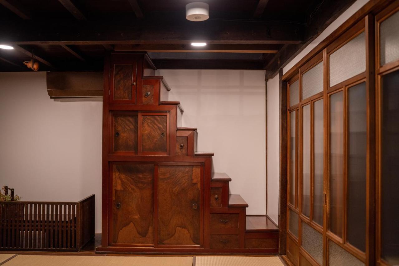 Machiya Guest House Carta คานาซาว่า ภายนอก รูปภาพ