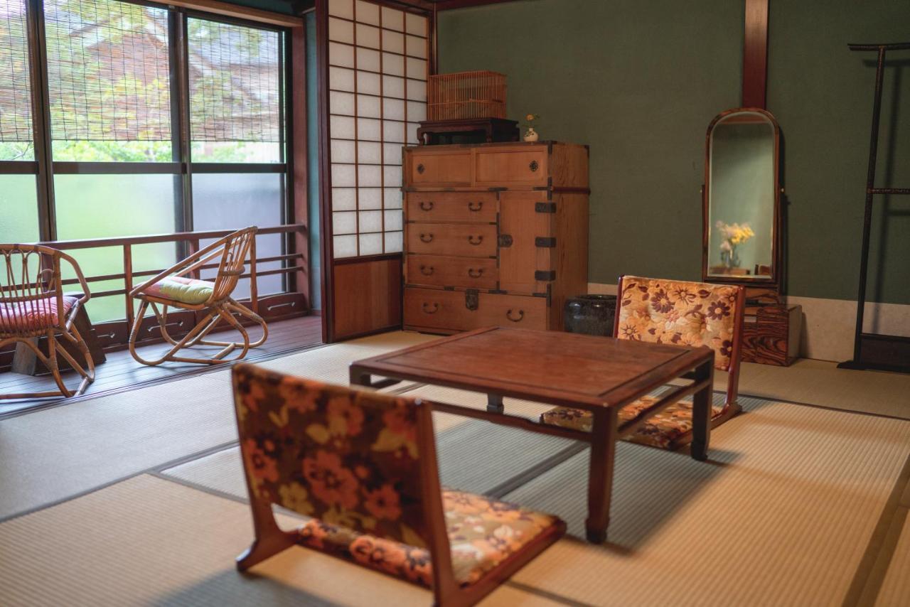 Machiya Guest House Carta คานาซาว่า ภายนอก รูปภาพ